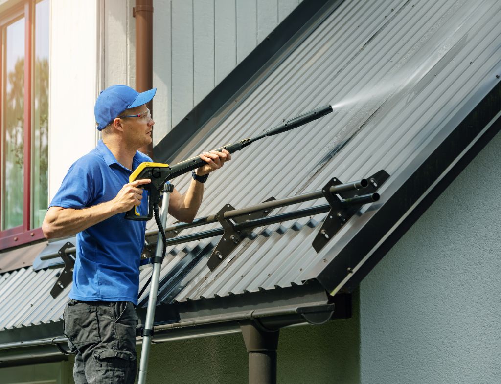 Roof pressure Cleaning