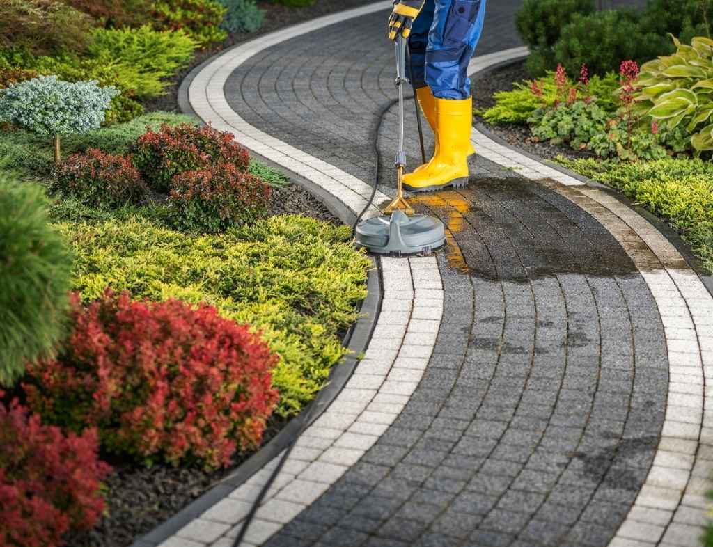 Concrete Pressure Cleaning