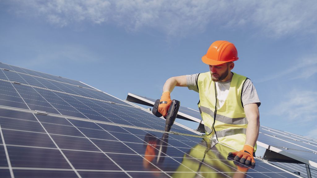 top solar panel cleaning services