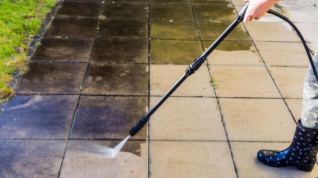 Eco safe exterior house cleaning