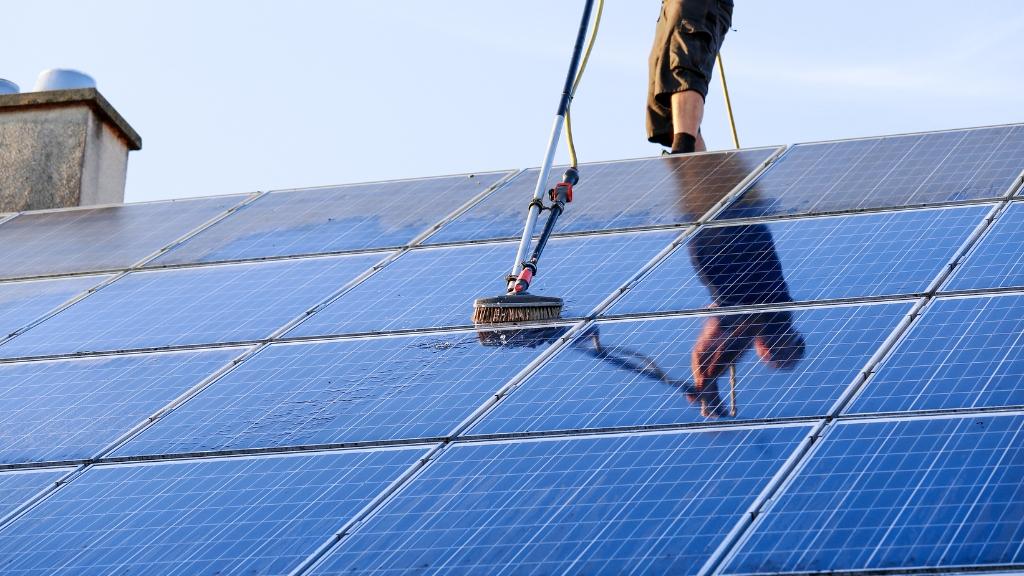 solar panel cleaners adelaide